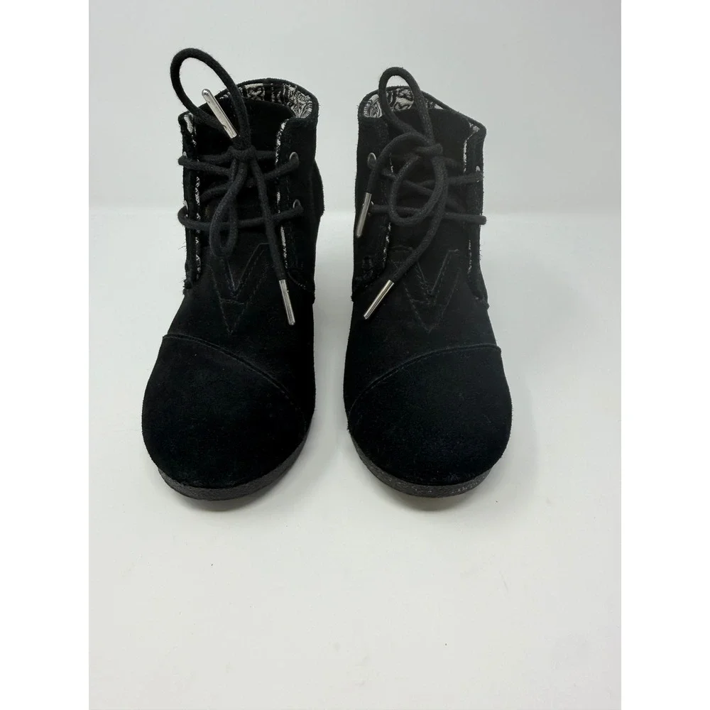 TOMS Desert Wedge Black Suede Lace Up Ankle Boots Women 6 380515